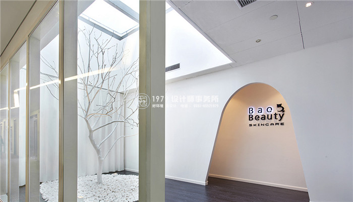 <a href=http://www.nylonhits.com/meirongdiansheji/ target=_blank class=infotextkey>合肥美容院設計</a>